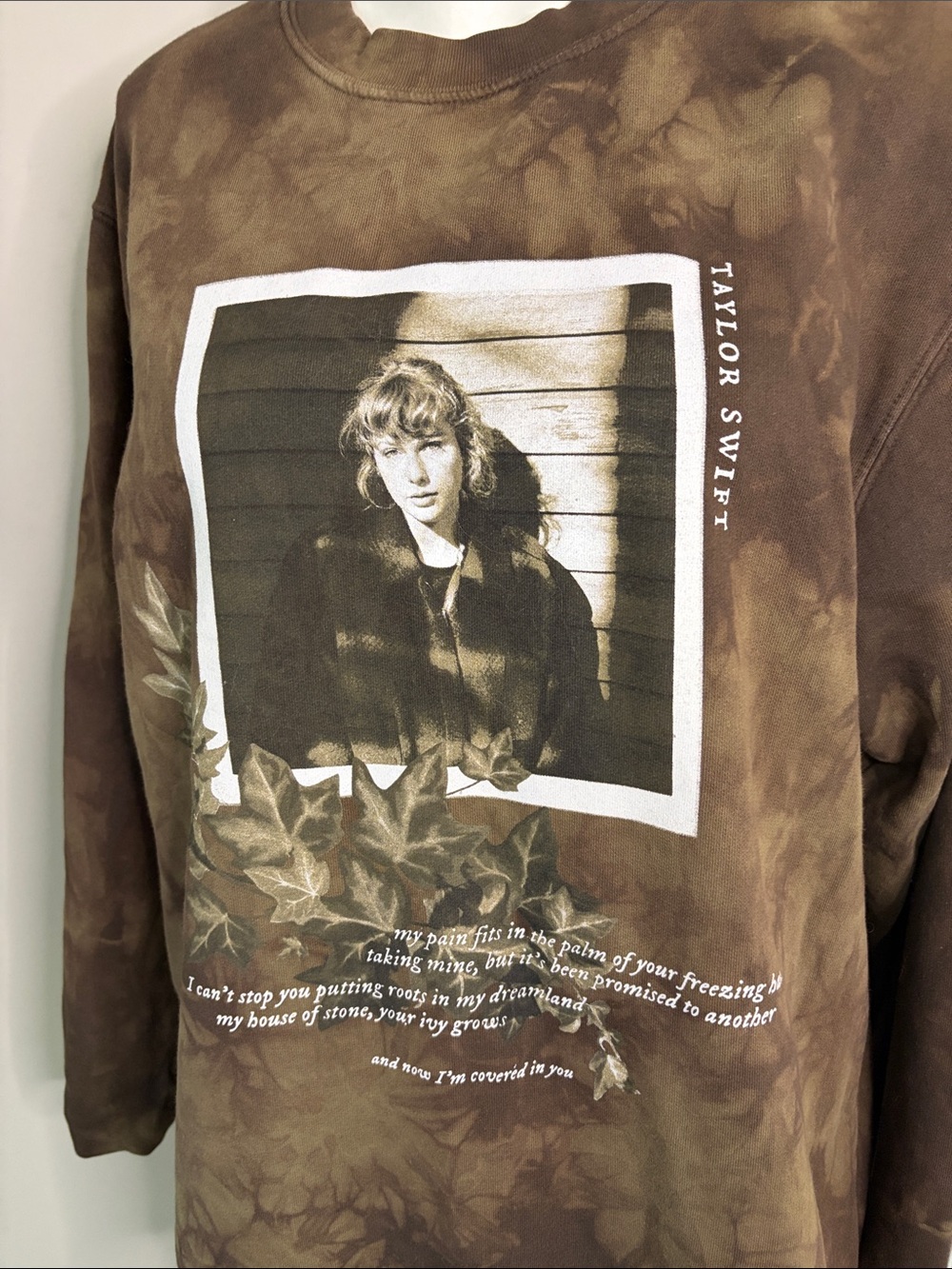 Taylor Swift Your Ivy Grows acid wash brown crewneck sweatshirt evermore Rare XL - Picture 2 of 8